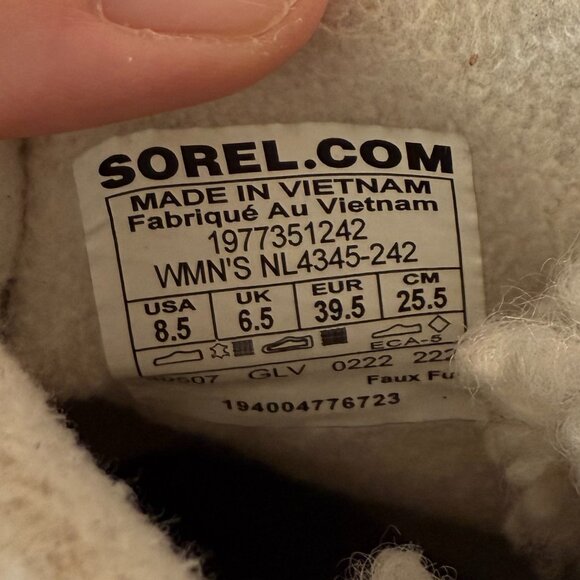 SOREL Women's Waterproof Boot | NL4345-242 | Size 8.5 | Brown w/Cream Shearling - Picture 2 of 7